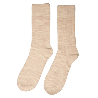 Beige angorauldsokker med ribkant, vist som et par.