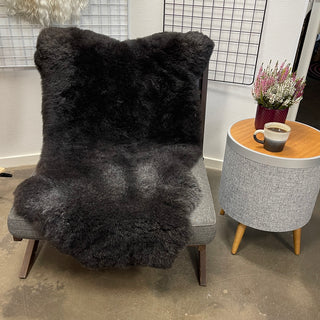 Islandsk klippet lammeskind sort str XL - 4601